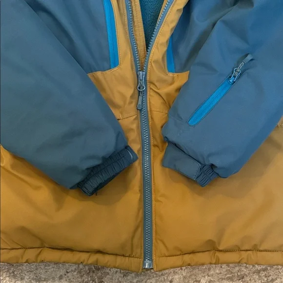 Kamik Olive and Teal Hooded Ski Jacket - Picture 8 of 12